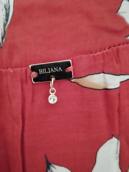 Продается импортное  платье 46-48 разм .новое