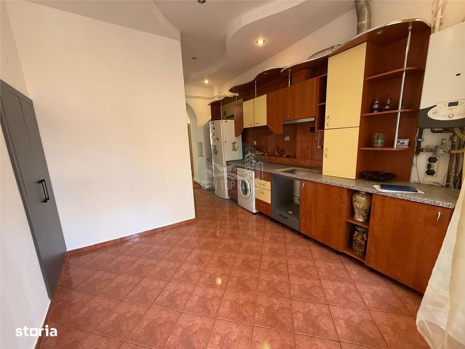 Apartament spatios 63 mp cu 2 camere  in Centrul Sibiului