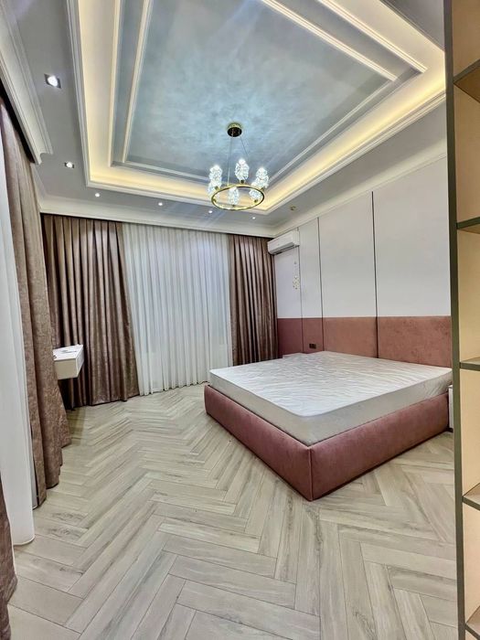 Продается Коттеджный дом на метро Минор, Алайский