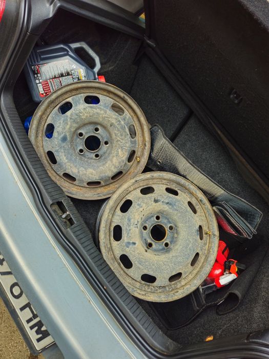 Железни джанти Голф 4 5х100