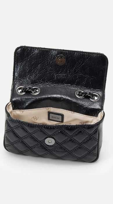Дамска чанта Guess