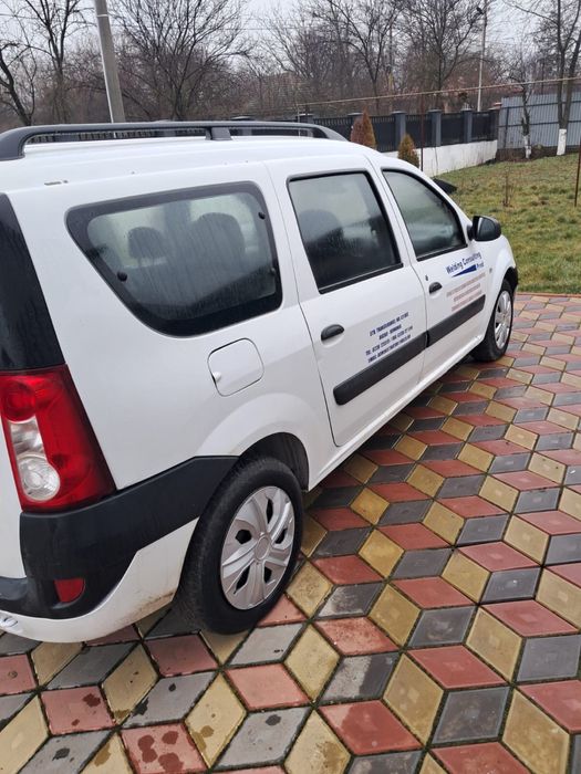 Dacia Logan MCV 7 locuri 1.5 dci
