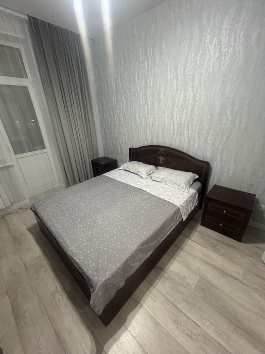 Сдам по суточно квартиру!