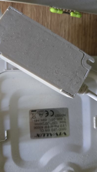 GRID LED 6W 
LED Panol eW 4000K
Size: 120"120"24mm
t min20 C max$45