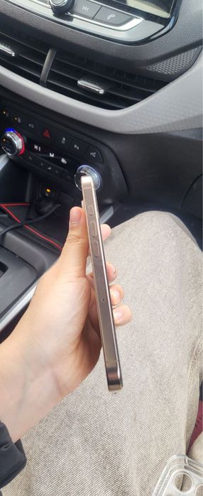 Iphone 16 pro 128 100% 33 цикла