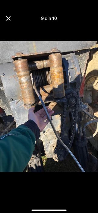 Tractor universal 651