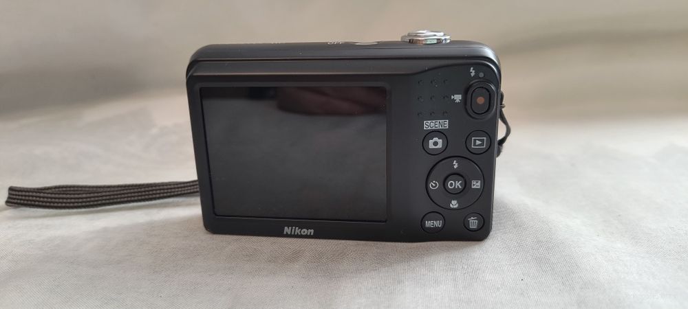 Фотоапарат Nikon Coolpix A 10