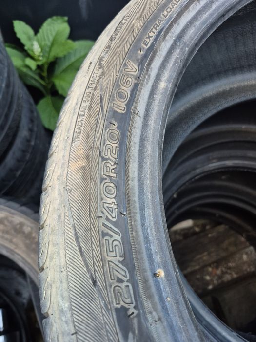 Vand 2 buc anvelope 275 40 R 20