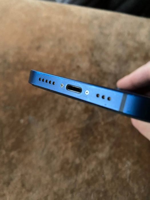 Продам Iphone 12 64gb