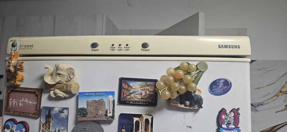 Холодильник Samsung