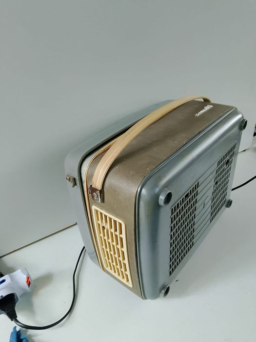 Magnetofon  Tesla