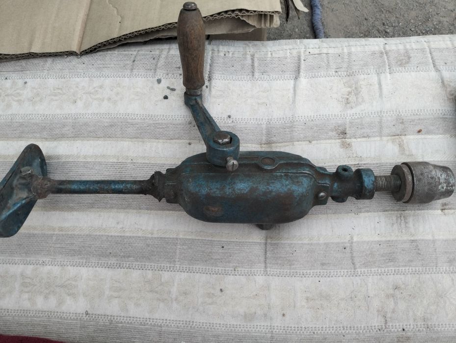 Дрель ручная советская