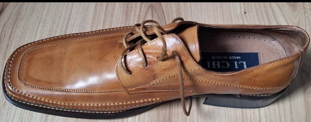 Pantofi din piele maro