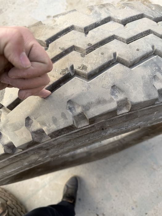 Шины грузовой 12.00.20