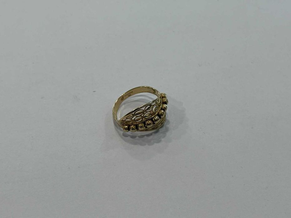 Дамски златен пръстен 14К – 2,38г