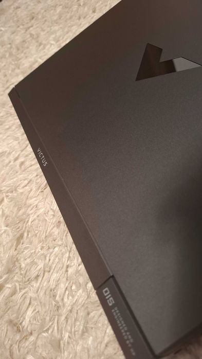 Laptop Gaming HP Victus i7-13620H/16GB RAM/512GB SSD/RTX4060 8GBCa nou