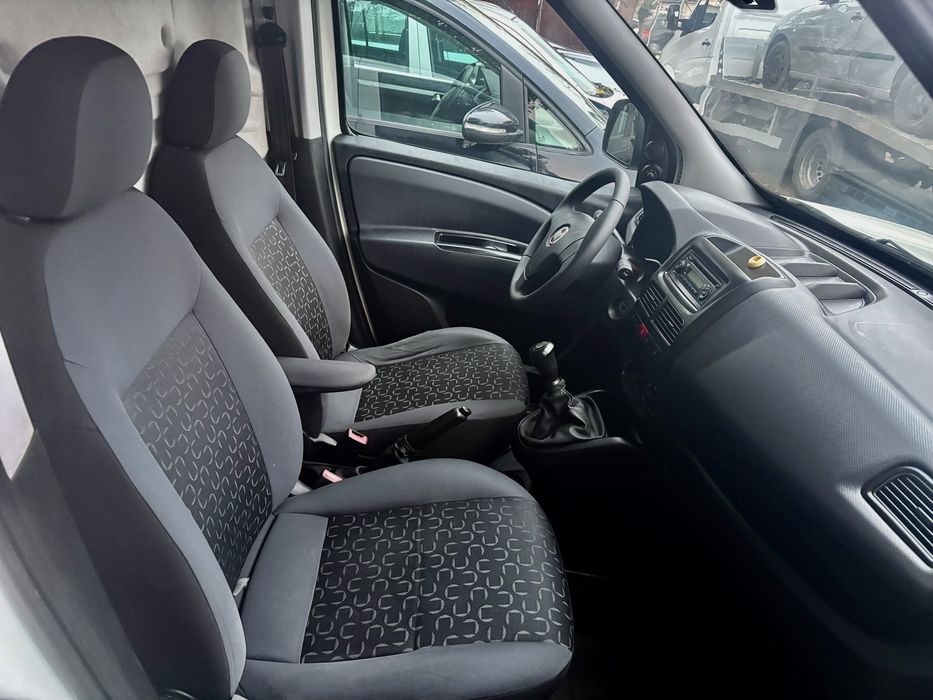 Fiat Doblo 2013 diesel, 3.990 € — imagine 5