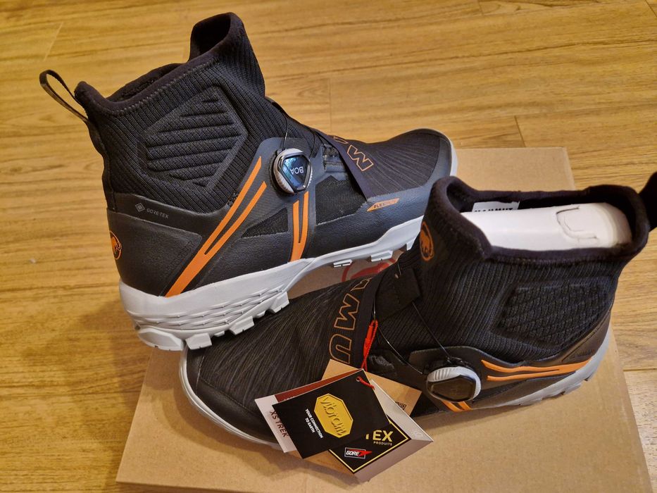 Bocanci, ghete Mammut Boa Goretex,masuri 44-44,5 salewa,lowa,scarpa