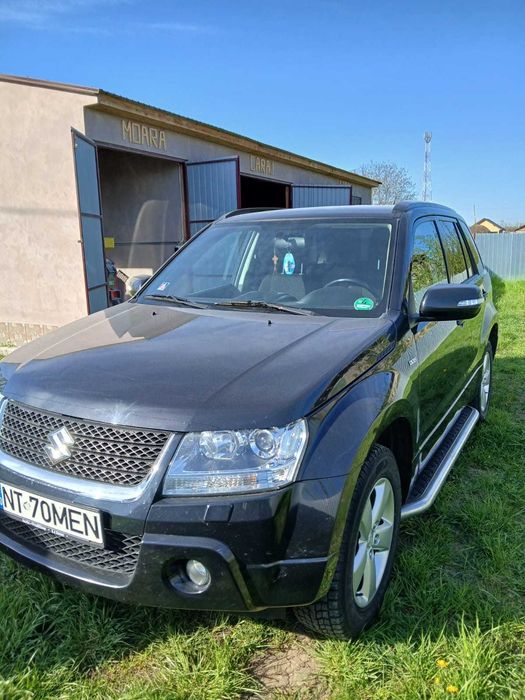Suzuki Grand Vitara 1.9 DDiS, 2010, dublu climatronic, stare foarte buna
