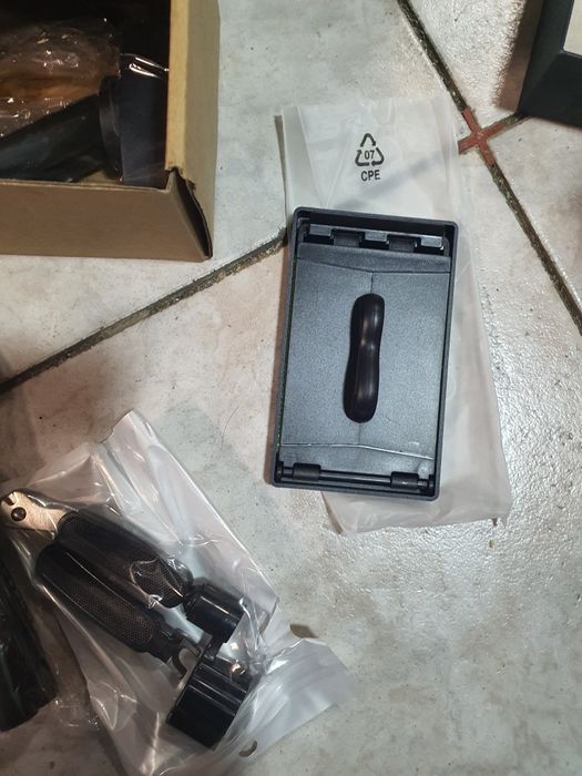 Комплект стенни куки Zggzerg, за китара, с винтове, регулируеми, лесни