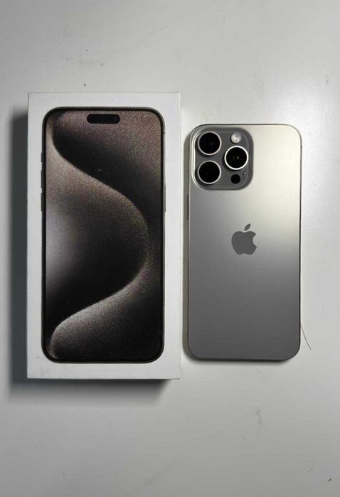 Продам iPhone 15 Pro Max 256 гб Natural Titanium акб 86% отличное сост