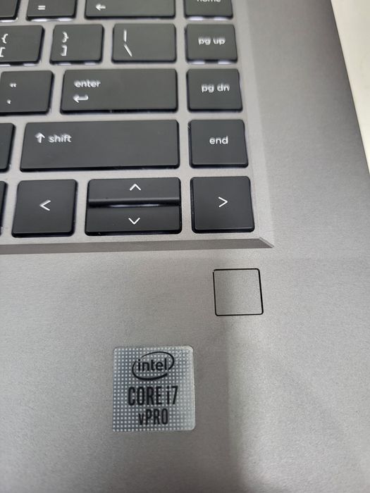 Laptop 32gb 512 stocare