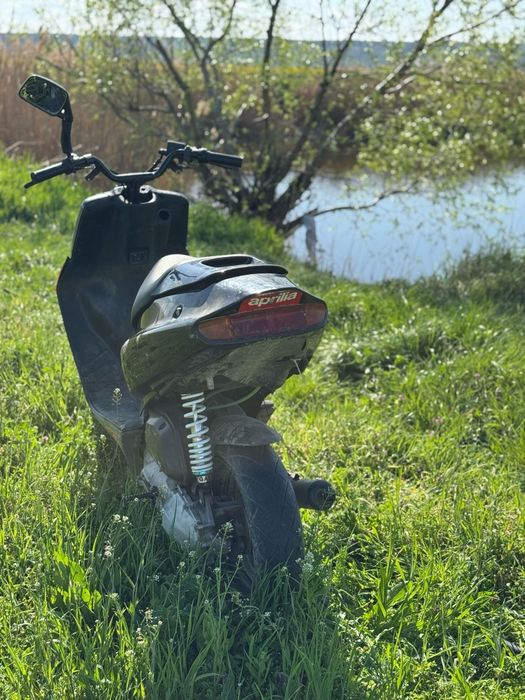 Aprilia sr replica 50