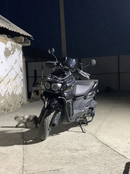 Продам мопед танк 150СС