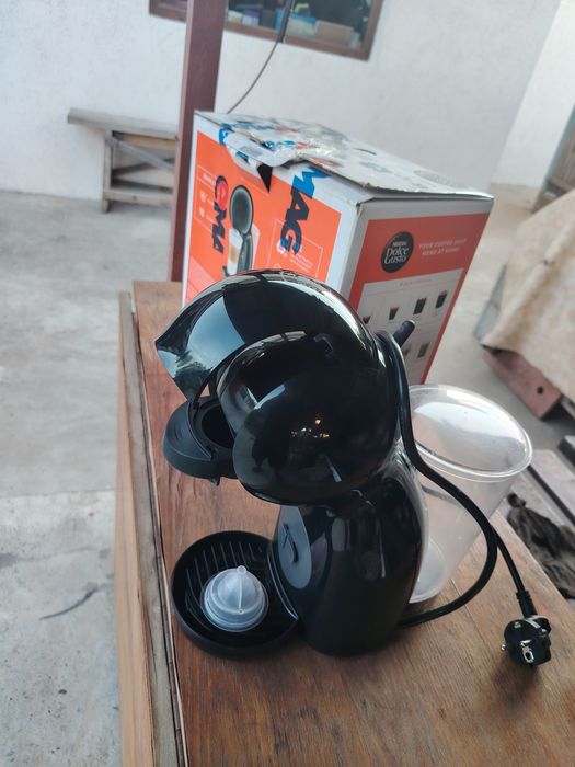 Mașină de cafea cu capsule