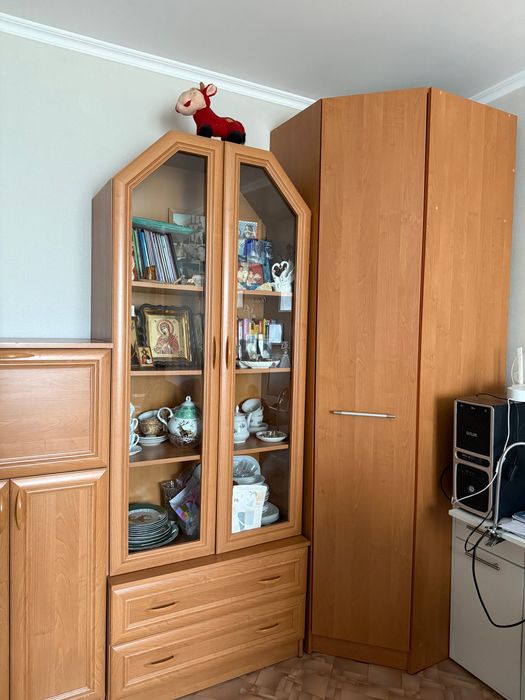 Продам шкаф стенку