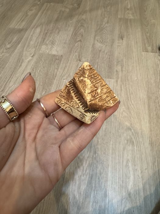 Продам статуэтки с разных стран