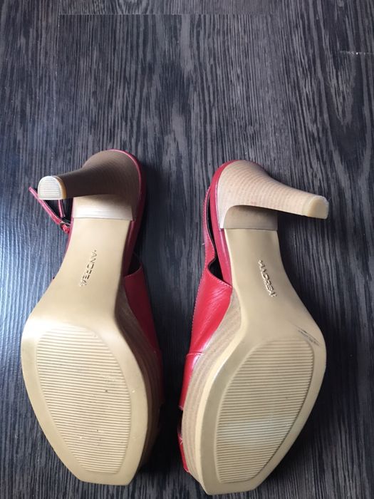 Дамски обувки