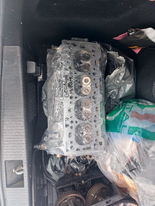 Vând chiulasa Opel  rectificata Astra 1.6 benzina model motor A 16xer