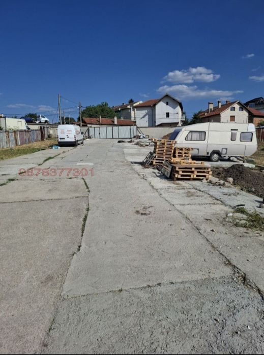 Дава се под наем Гараж / Паркомясто в София, Илиянци - 100 кв.м за 1.02 € - Снимка #1