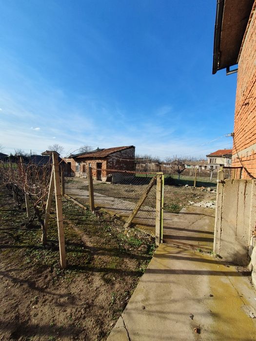 Продава се Къща в с. Щръклево, Област Русе - 65 кв.м за 816 €/кв.м - Снимка #2