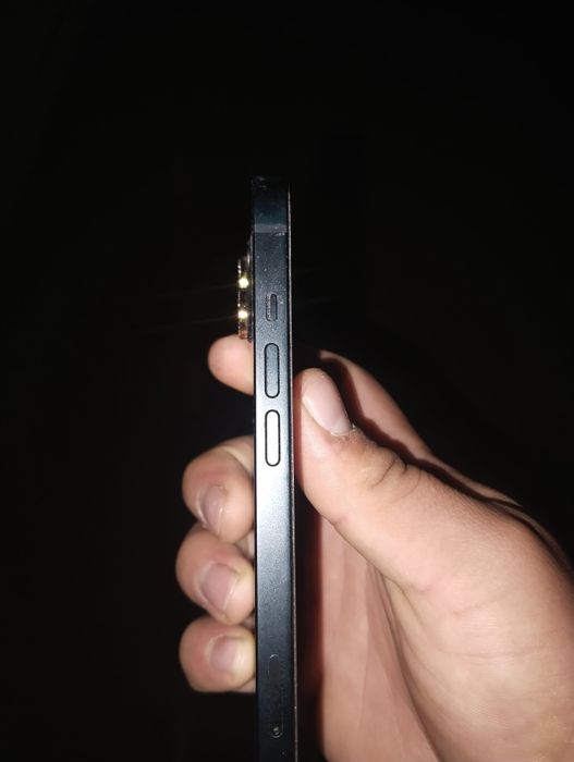 iPhone 13 с гарантия
