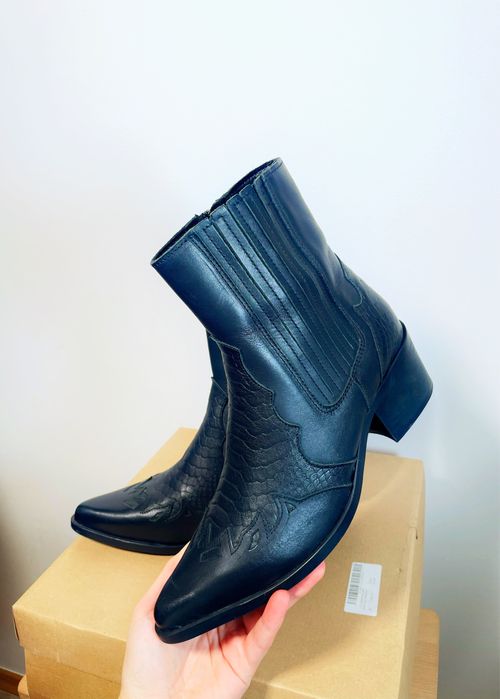 Ghete Steve Madden stil cowboy