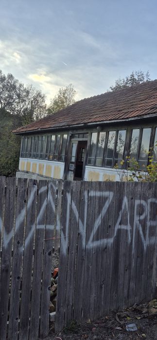 Vănd casa bătrânească, în comuna scundu, sat crângu ,strada liliacului ,jud vâlcea.