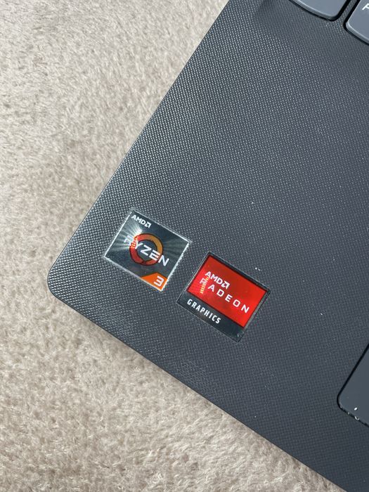 Продам ноутбук Lenovo