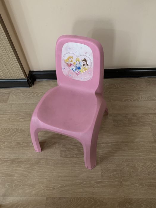 Детский стул и стол