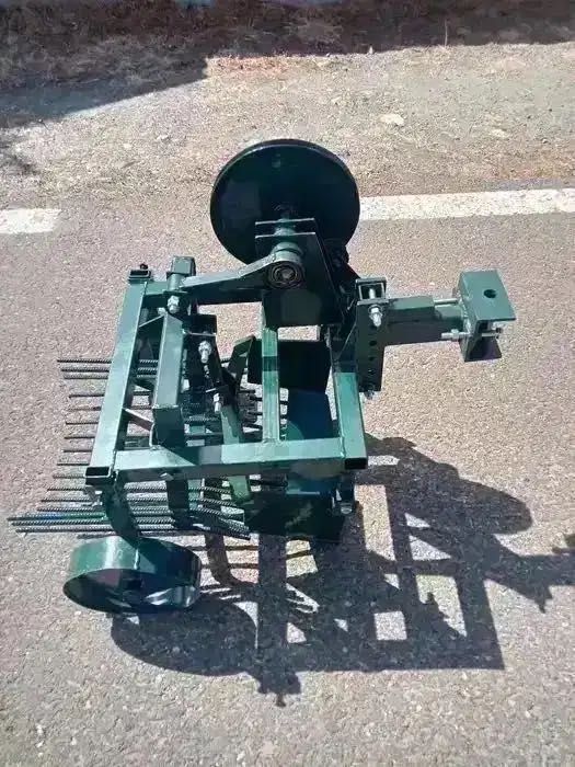 Masina de recoltat cartofi