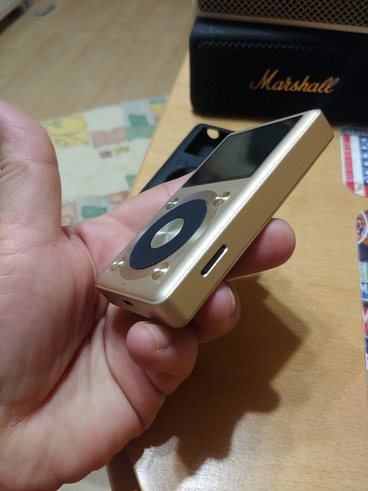Fiio X1 hi-res player