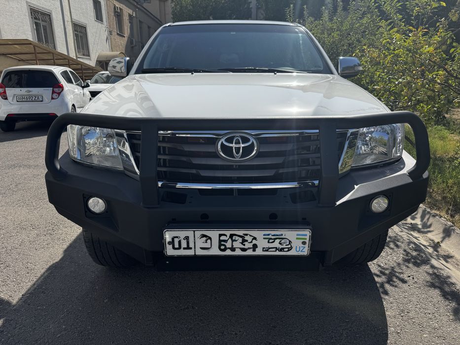 Toyota Hilux 2.7 AT (АКПП), Part-Time 4WD, 2014, полный обвес