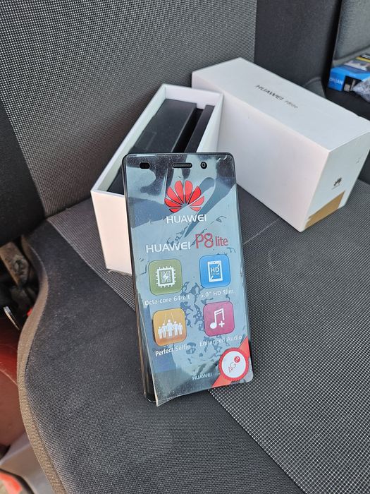 Huawei P8 Lite la Cutie Impecabil