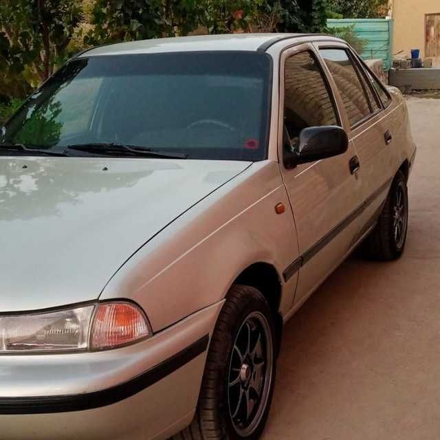 Nexia1 holati yaxshi 2004 stalnoy