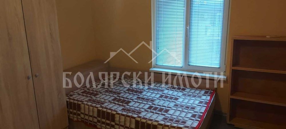 Дава се под наем Едностаен апартамент в Велико Търново, Център - 20 кв.м за 119.34 € - Снимка #4