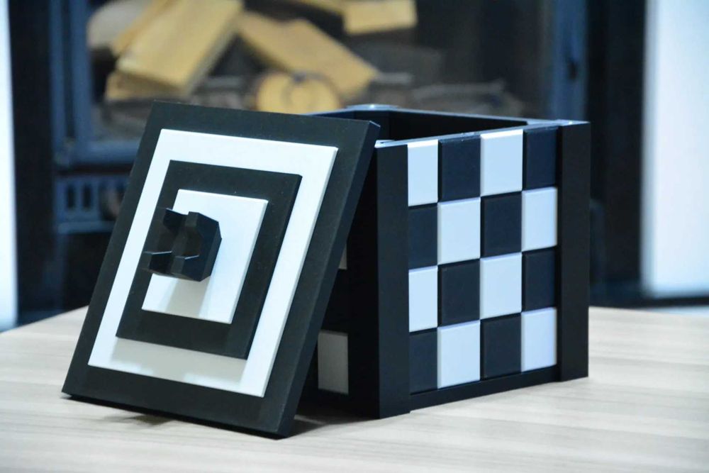 Tabla de Sah Pliabila cu Cutie de Depozitare | 36 Culori la Alegere | Imbinari Magnetice | Print 3D Premium