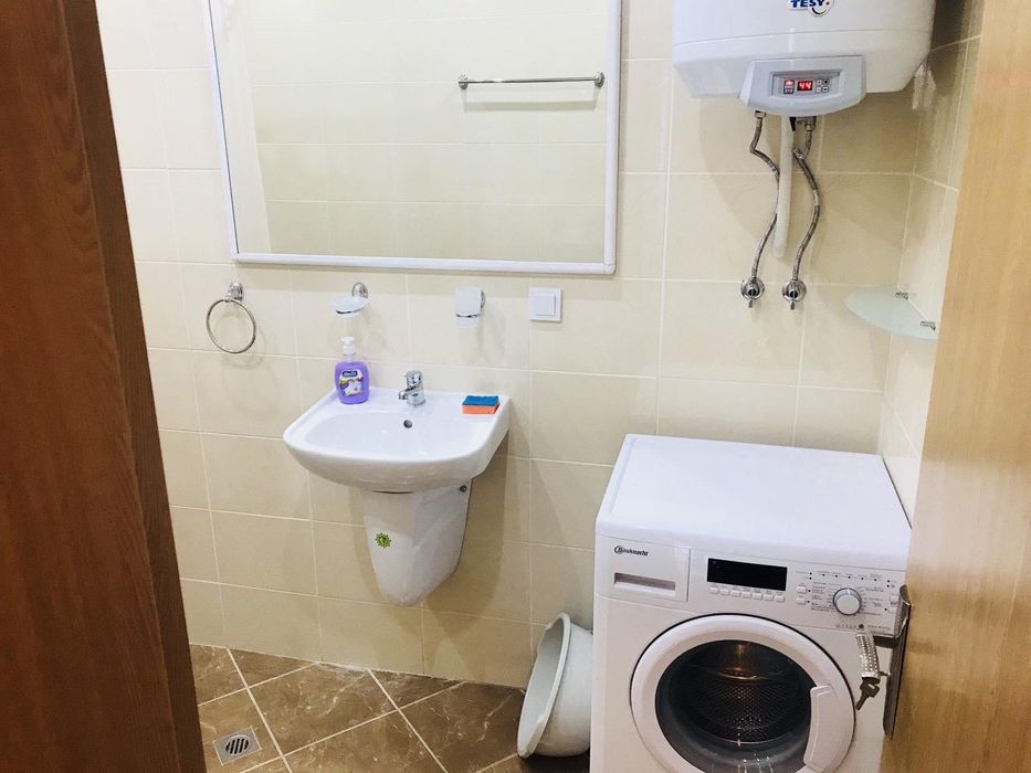 Дава се под наем Едностаен апартамент в Варна, Център - 35 кв.м за 400 € - Снимка #3