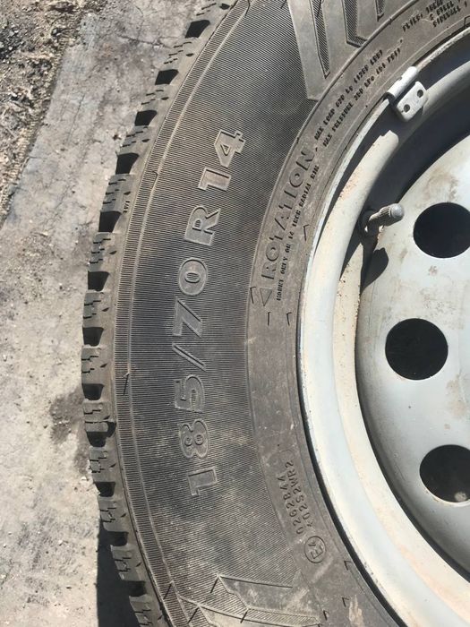 Продам зимнюю резину