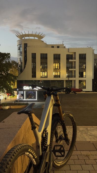 YT TUES pro race 2022